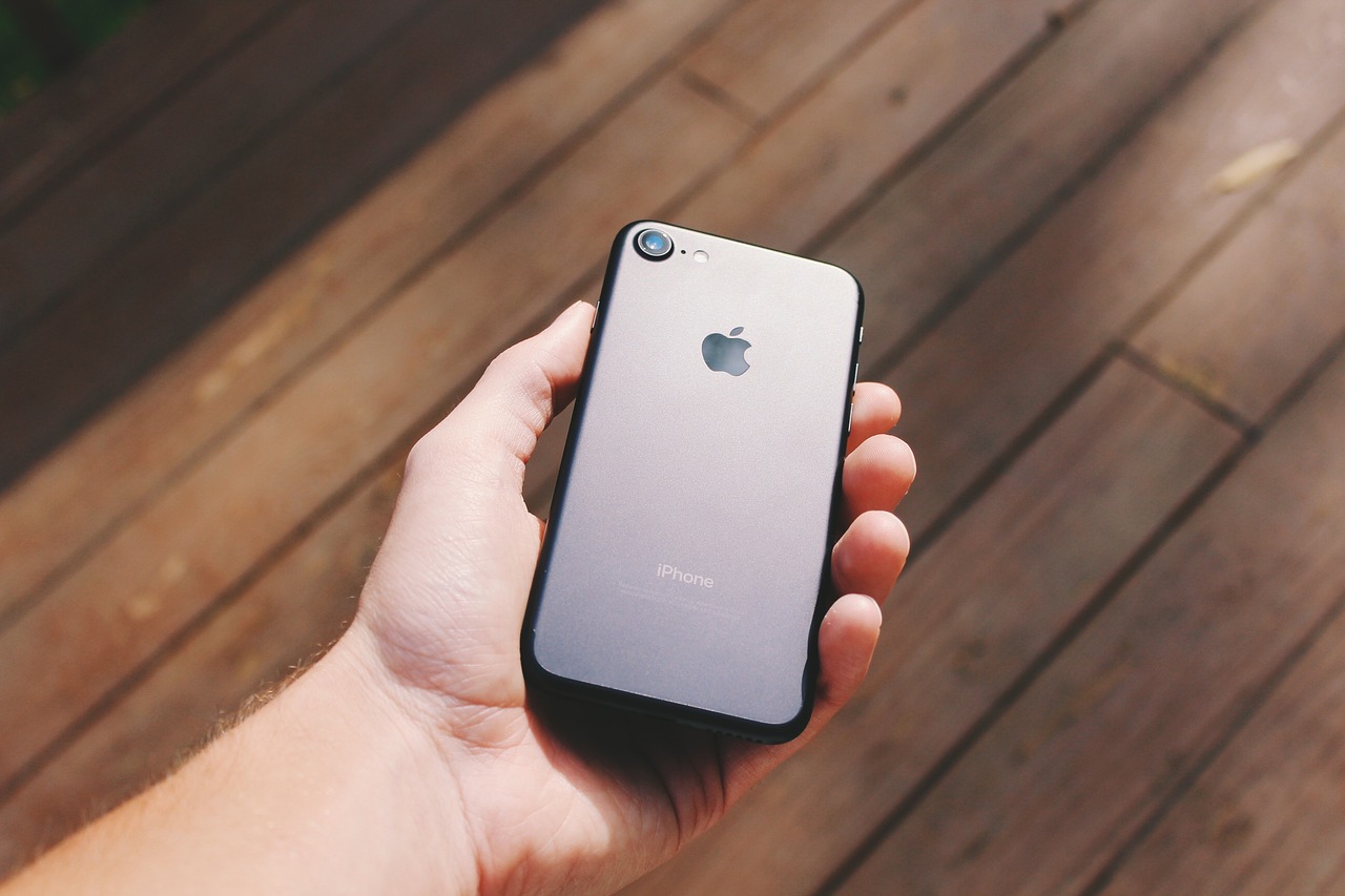 iPhone 6重新上市，经典回顾与未来展望