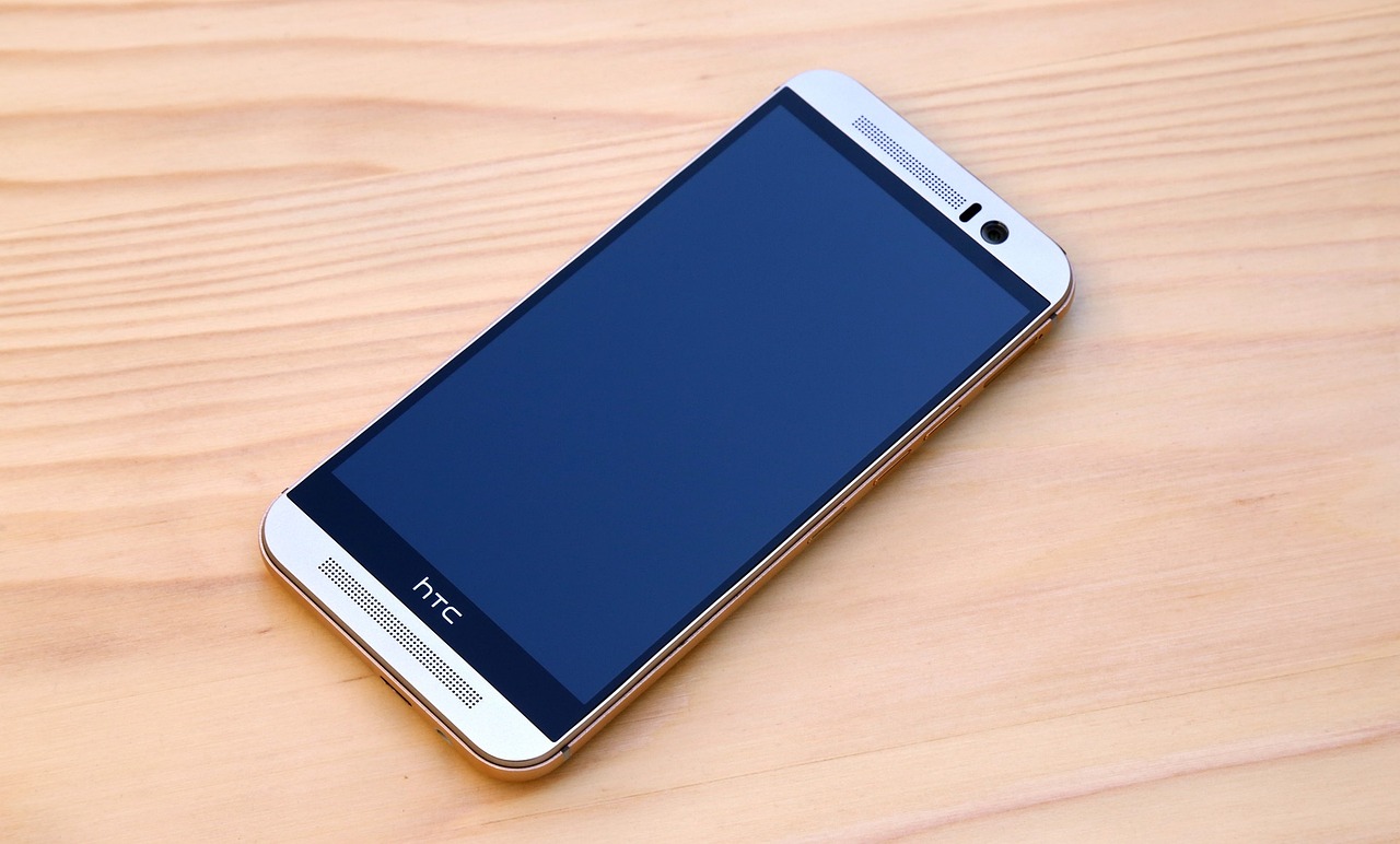 2013年HTC最新手机型号，科技潮流的引领者