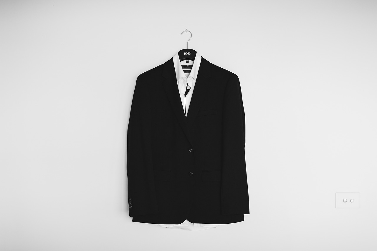 女生比赛脱衣服，文化现象解读与多维度探讨