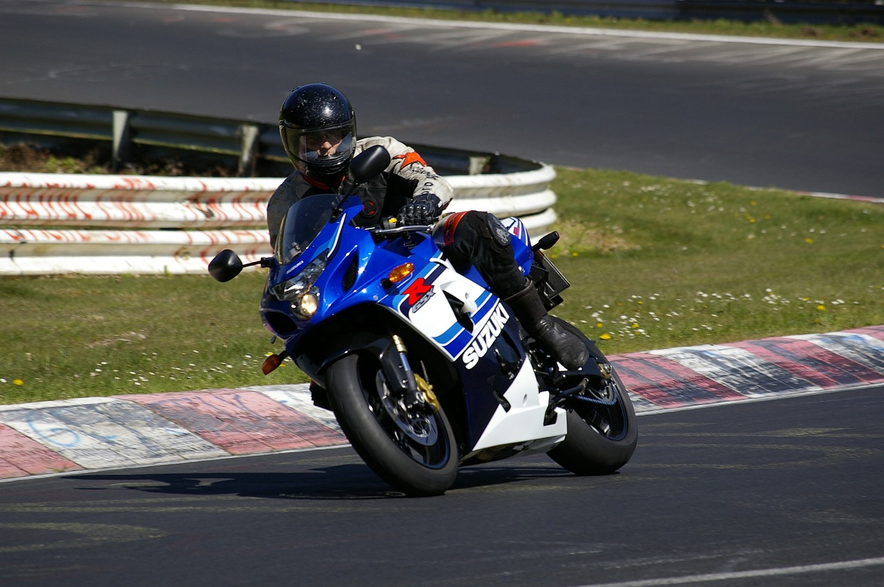 豪爵铃木GSX750正式上市，新时代的骑行之首选