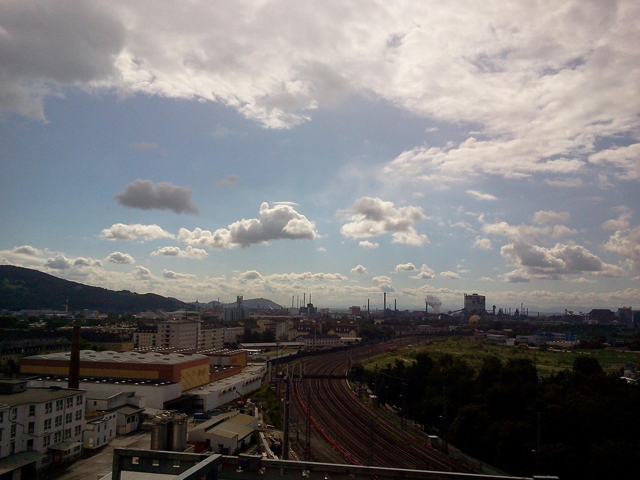 颍上最新拍卖，城市发展与变革的脉搏跟踪报道