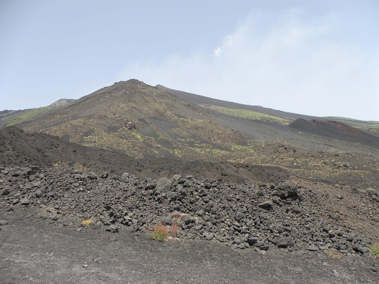 最新火山爆发，惊人景象与影响概述