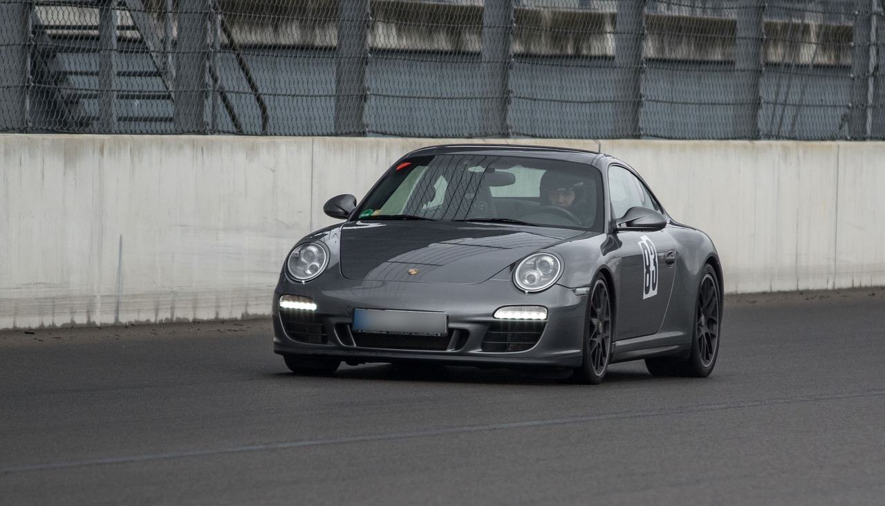 汽车价格表概览,影响因素与车型价格解析