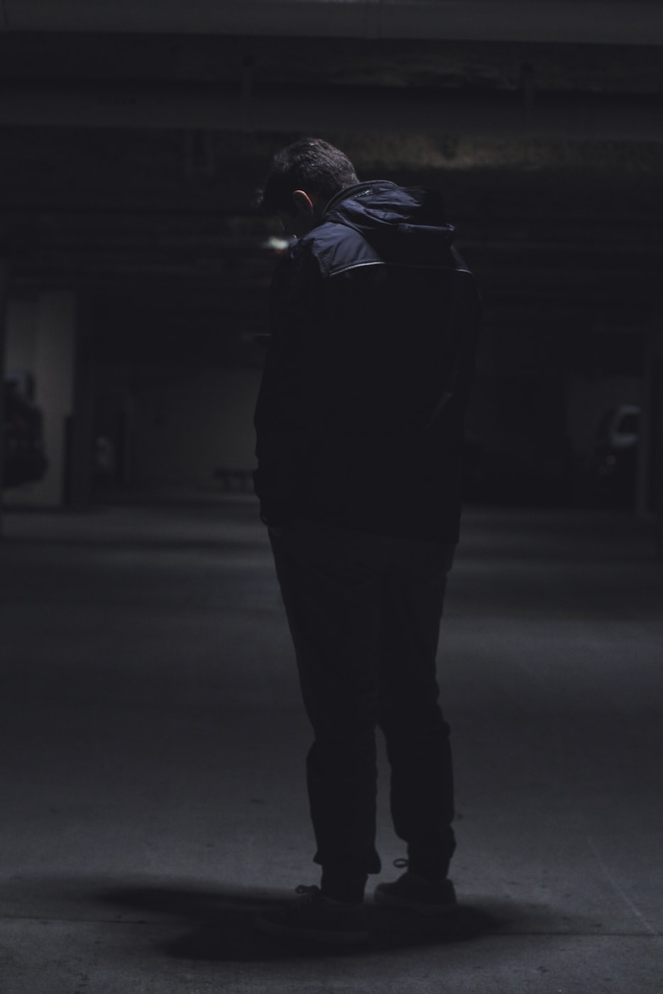 女囚犯的电视剧，真实与虚构的边界探究