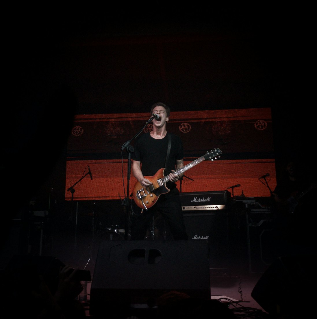 韩国明星风采展示，音乐、影视、综艺领域的璀璨之星