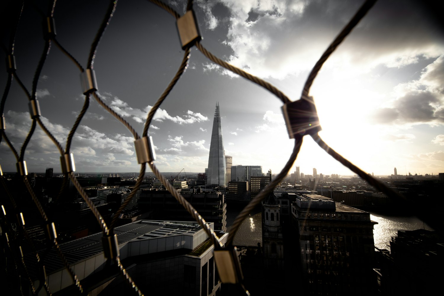 外星生物电影，探索宇宙未知生命的神秘之旅