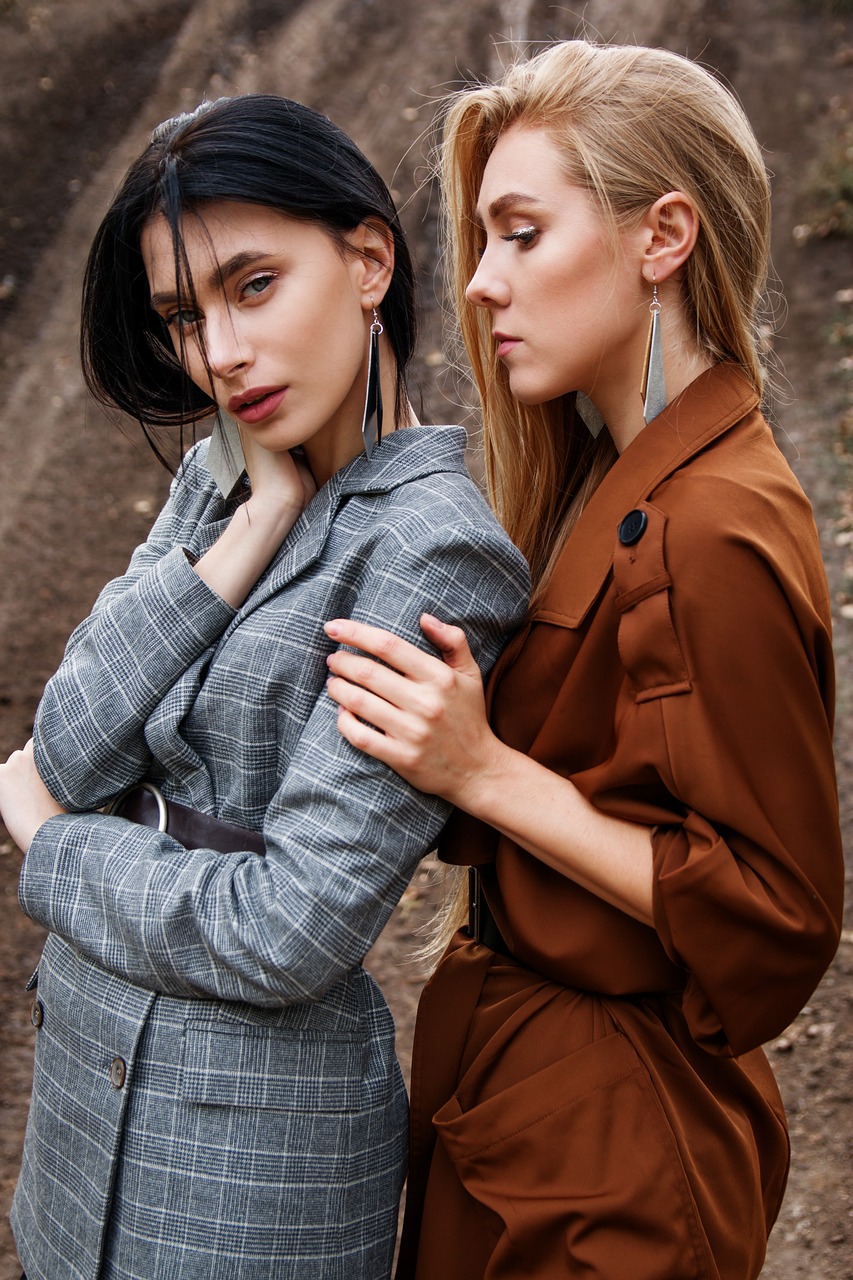 演艺界中的美好魅力，乳沟与演员的探索