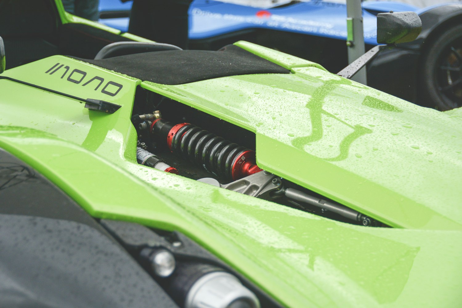 爆裂飞车大赛，速度与激情的极致展现